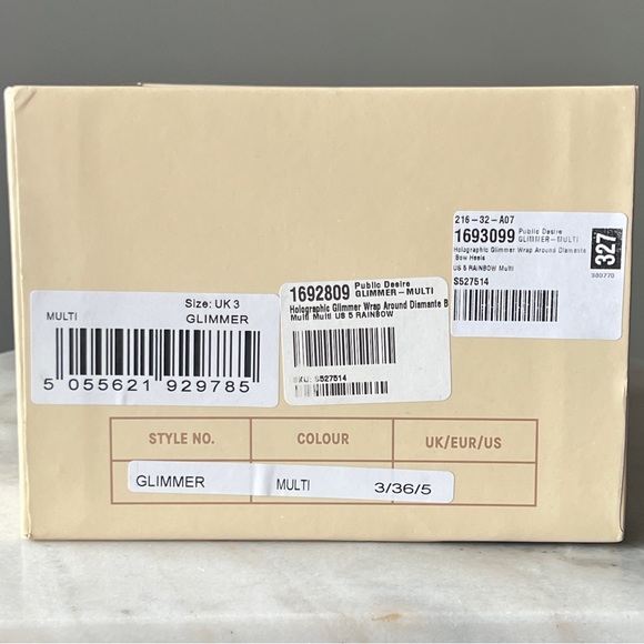 Rhinestone clear bow heels. - Picture 11 of 11